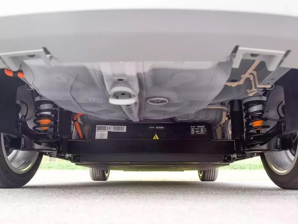 北汽新能源汽车eu5r550价格,18年北汽新能源eu5二手车价格