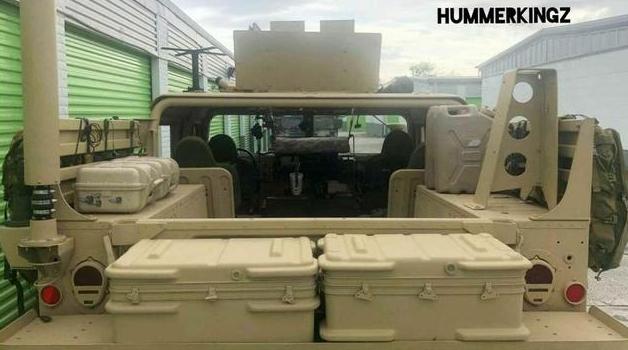 悍马军用车的详细资料,悍马军事武装车