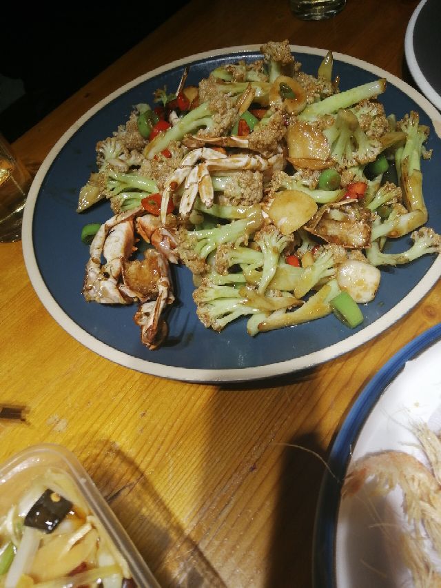 秦皇岛海鲜自助餐厅排行榜第一,秦皇岛最大的海鲜餐厅