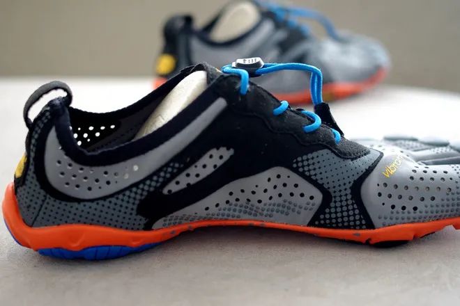 vibram五指鞋测评,vibram五指鞋优缺点