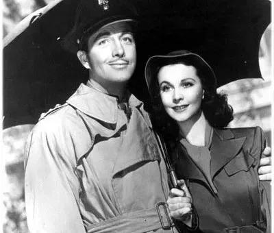 中年妇女穿什么款式的风衣最好,这4种风衣才适合你