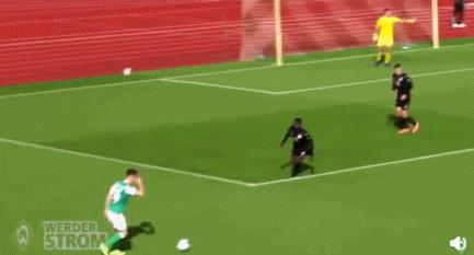 曼联外租小将归化,曼联租借小将中后卫