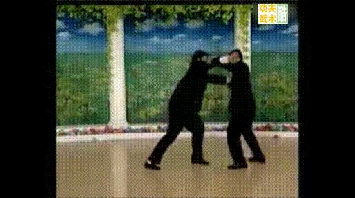 格斗防身术搏斗技巧快速制敌,简单凶狠的防身格斗术一招制敌