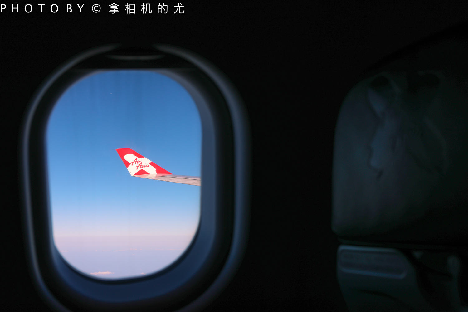 几百块机票飞香港,几百块钱飞机