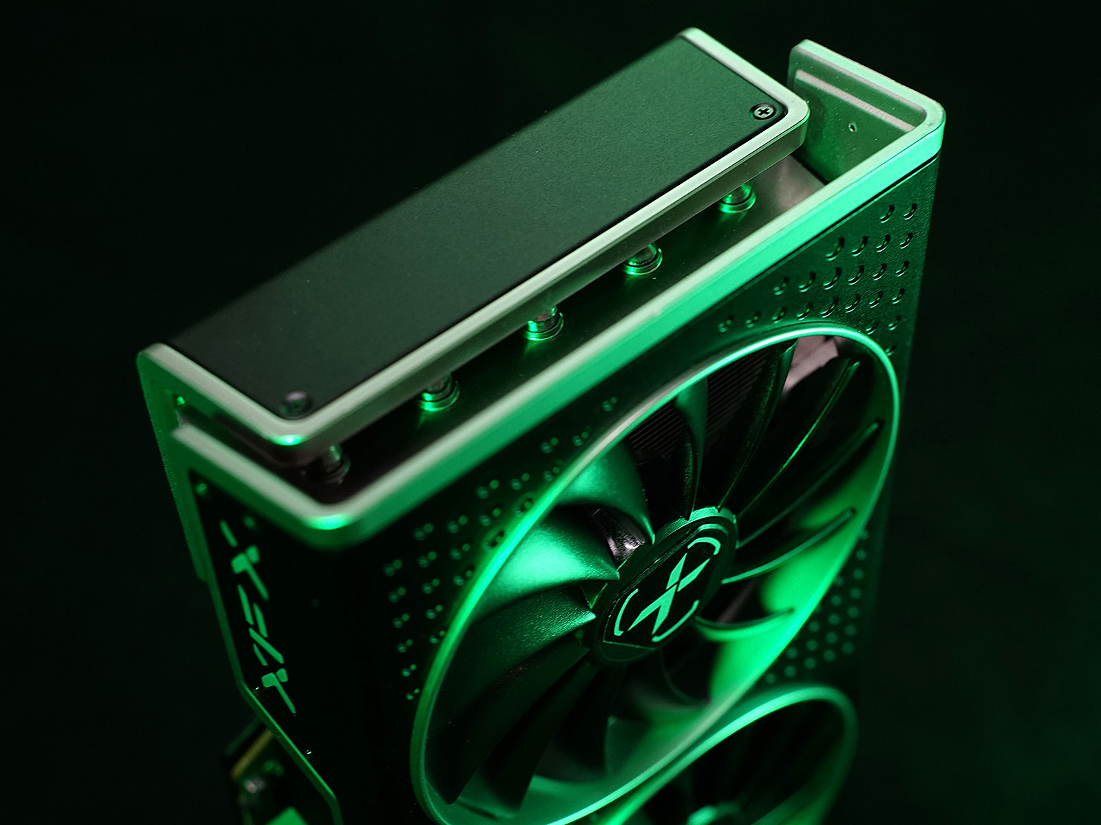 浼氳烦鑸炵殑妗屾父,浼氳烦鑸炵殑鎵嬫満妗岄潰