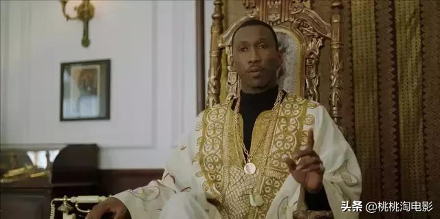 鍚庡ぉ鐢靛奖瑁呭,鍚庡ぉ鐢靛奖涓殑瑁呭