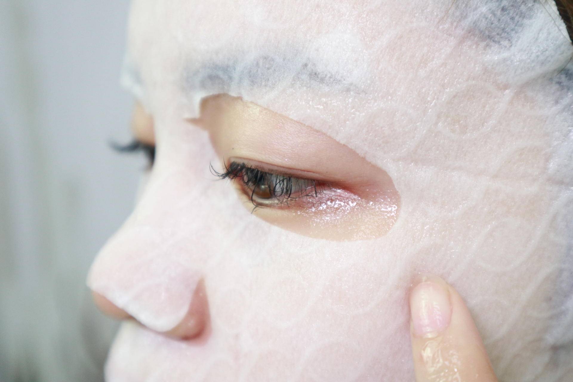 ahc玻尿酸补水面膜第三代,ahc补水面膜和黄金面膜哪个好