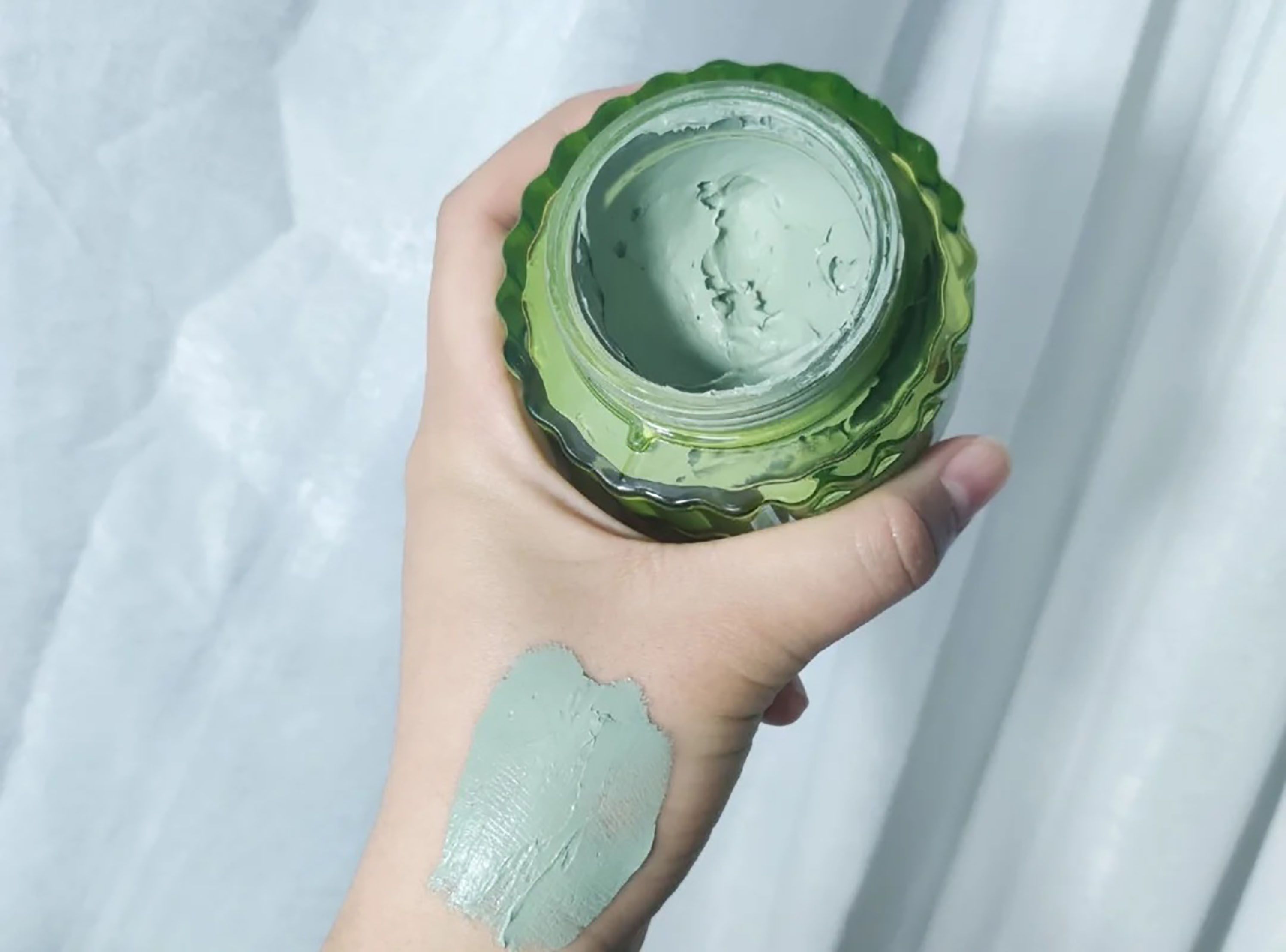 欣兰冻膜能代替科颜氏白泥吗,dmc欣兰冻膜科颜氏白泥