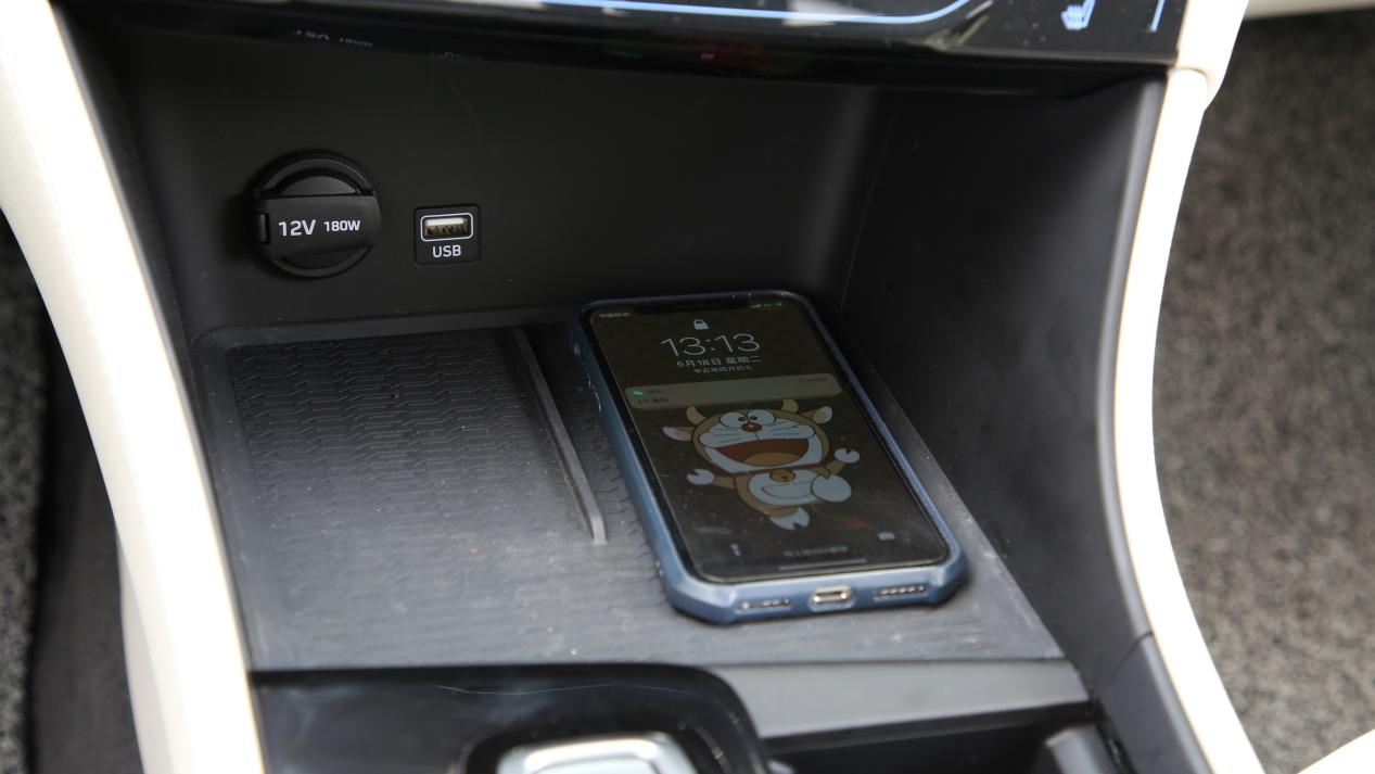 纯电车轿车推荐,最新北京现代名图试驾