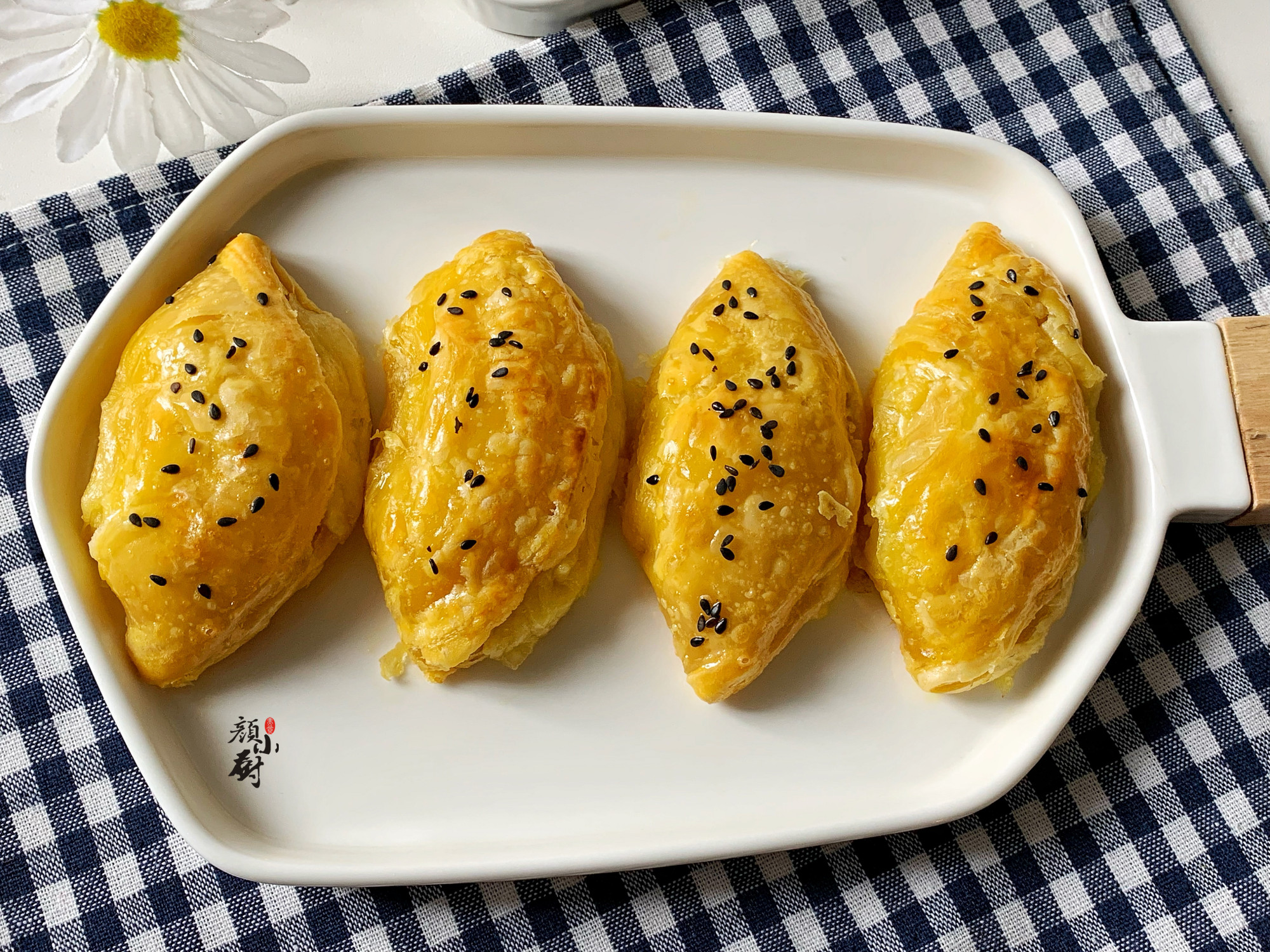 蛋挞皮做榴莲酥创意吃法,榴莲酥做法用蛋挞皮