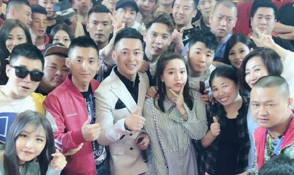 快手石头花个人资料,石头花最新直播视频