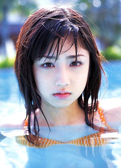 美女日推写真之日本小姐姐比美