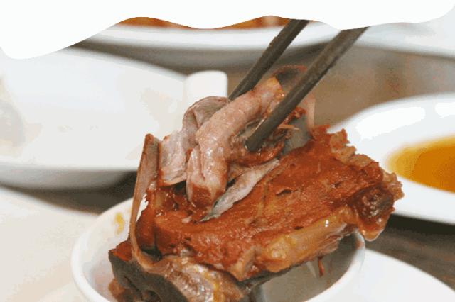 既然年终聚餐躲不掉，那就盘它啊！