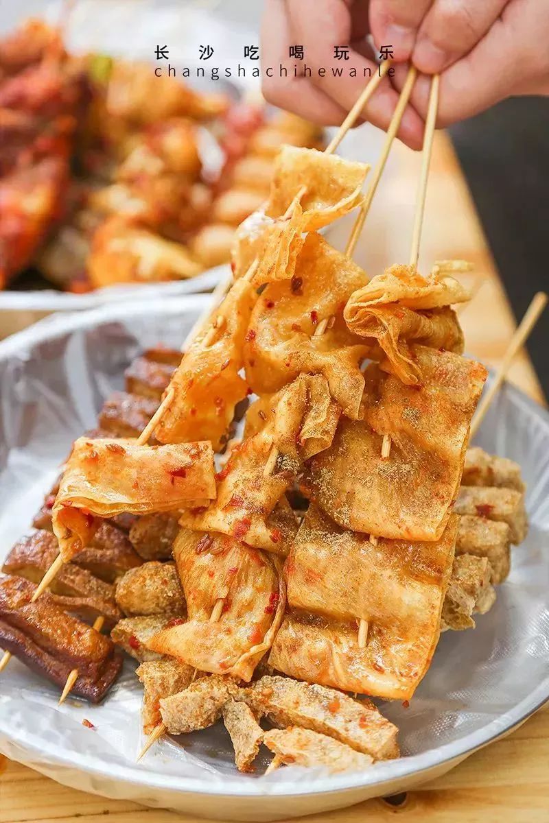 长沙不起眼小吃街推荐,长沙地摊小吃有哪些