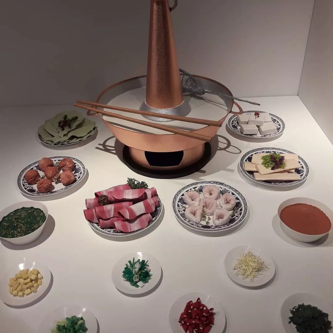 我们忌讳的纸扎，成为法国人眼中的浪漫艺术