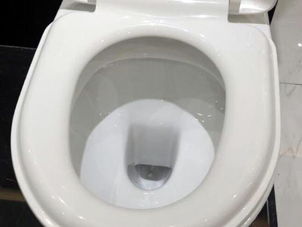 抽水马桶冲水无力解决办法,抽水马桶没堵但无漩涡下水很慢