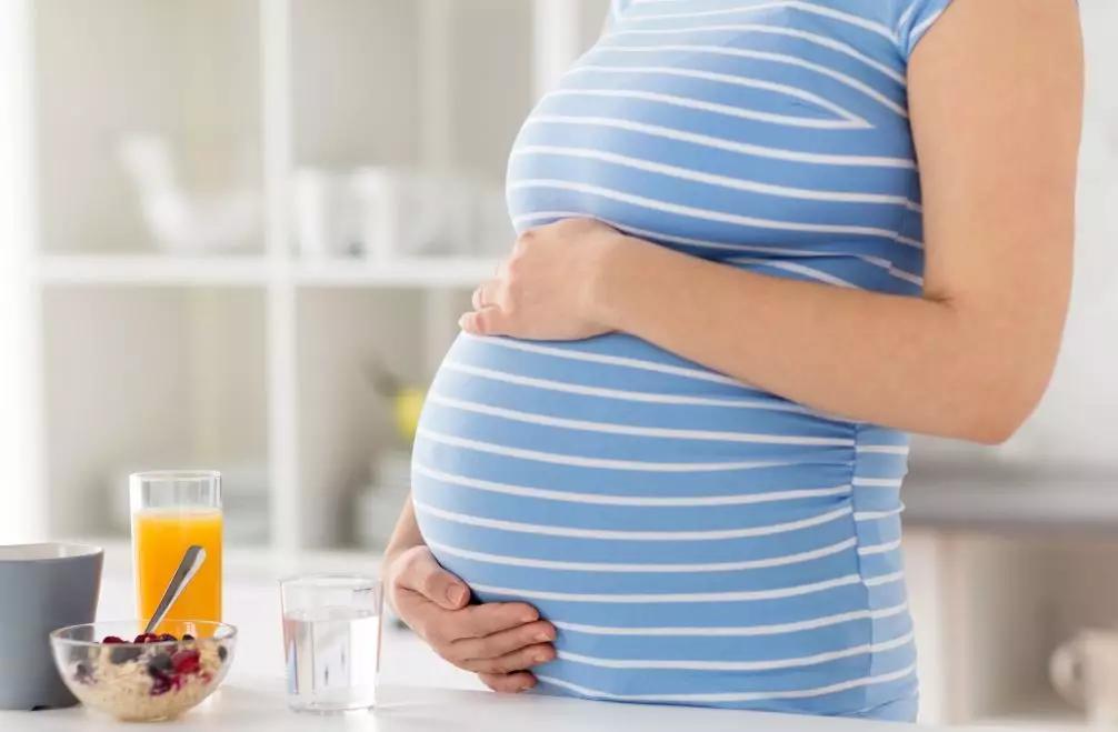 卵巢早衰月经周期会变长还是变短,月经周期越来越短是不是卵巢早衰