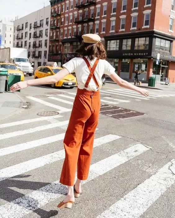 爱马仕什么颜色好搭配,高级配色爱马仕橙色配白色