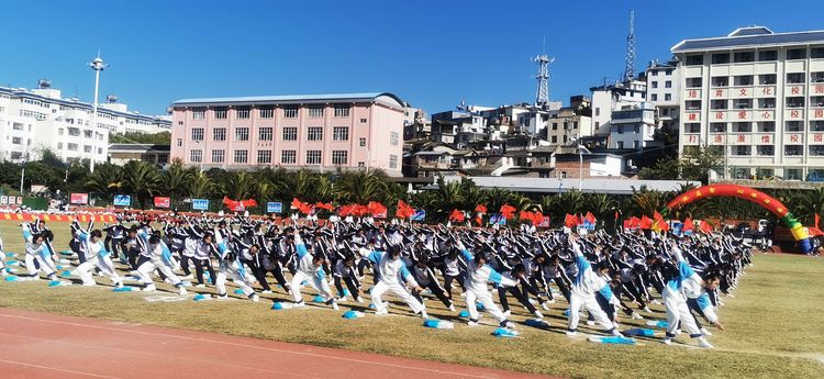 澶у鐢板緞,濂嬫枟闈掓槬寮哄浗鏈夋垜杩愬姩浼氬紑骞曞紡