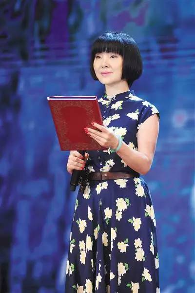 唱常回家看看陈红现状,常回家看看陈红瘫痪了吗