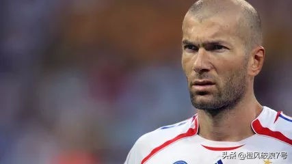 天下足球经典文案青春是一首诗,天下足球亨利经典文案完整版