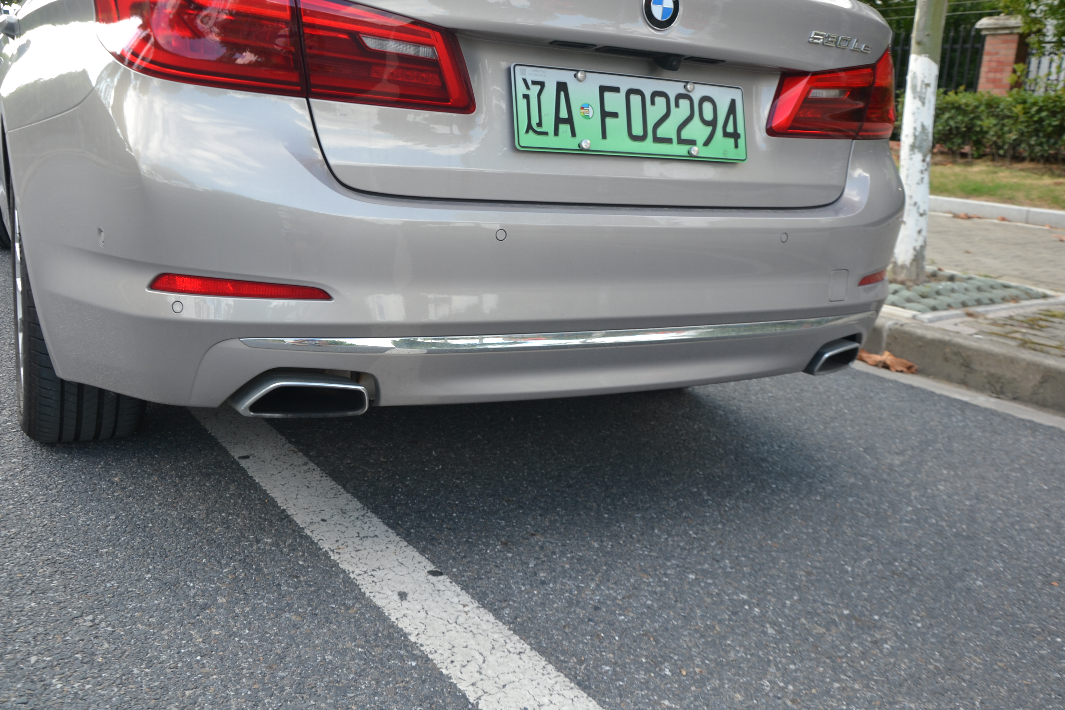 宝马530le混动可以边跑边充电吗,宝马530le新能源驾驶感受