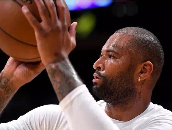 他曾是NBA第一中锋竞争者，受伤后组队詹姆斯，现在怎么样了？