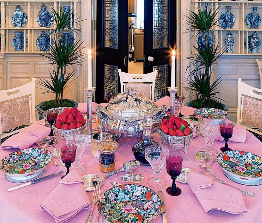 意大利品牌华伦天奴,华伦天奴首席设计师