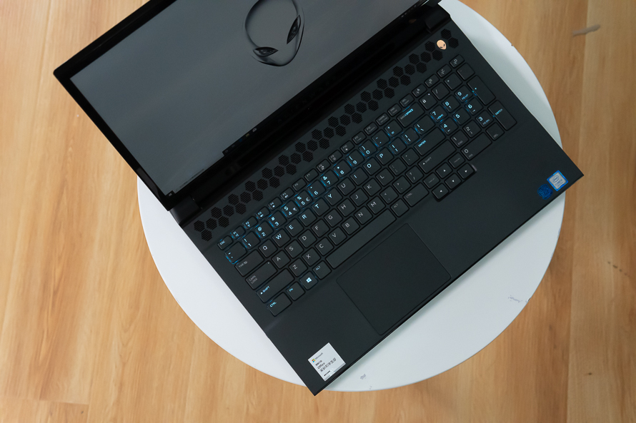 外星人alienwarex17测评,外星人alienwarem17-r2有多强