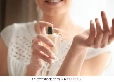 香水看女人什么品味,从香水识别女人