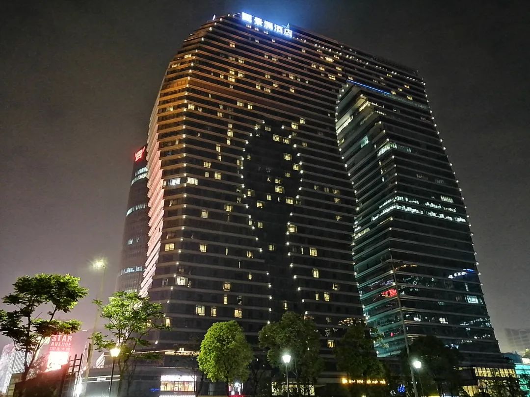 手机拍夜景用什么模式好,手机专业模式拍夜景