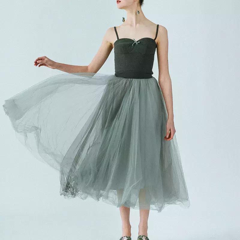 春季黄黑皮糖果色穿搭,冬季糖果色少女感穿搭