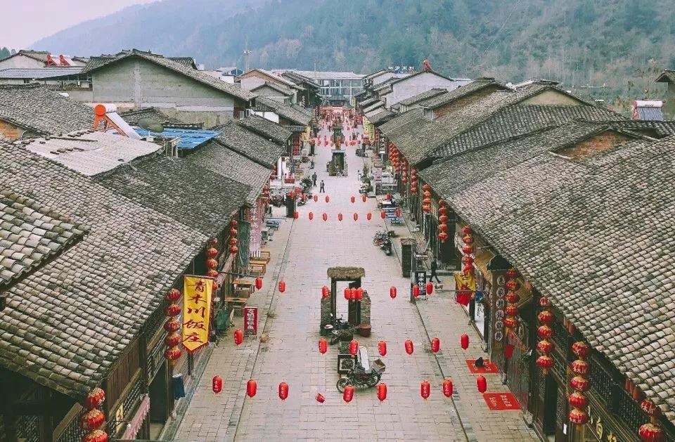 苦等西安初雪？不如花一顿饭钱从西安出发，过把冬天的瘾