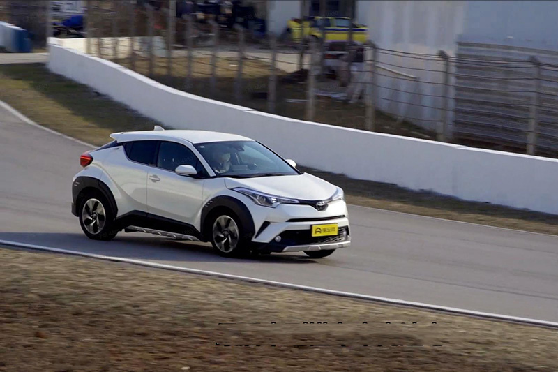 丰田c-hr测试视频,丰田c-hr能上绿牌吗