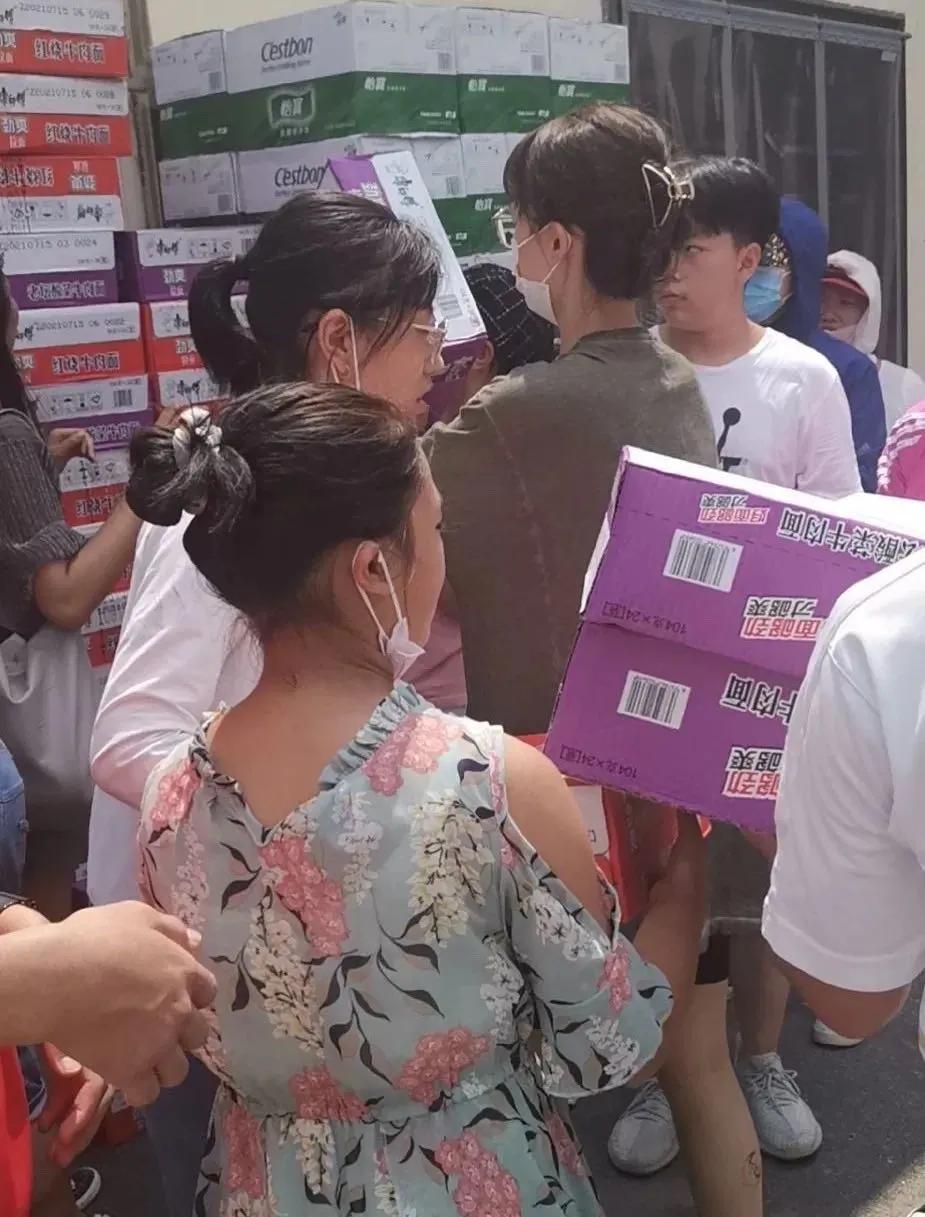 微光汇聚 终成灿阳—郑州市中原区汝河新区小学积极助力灾后重建