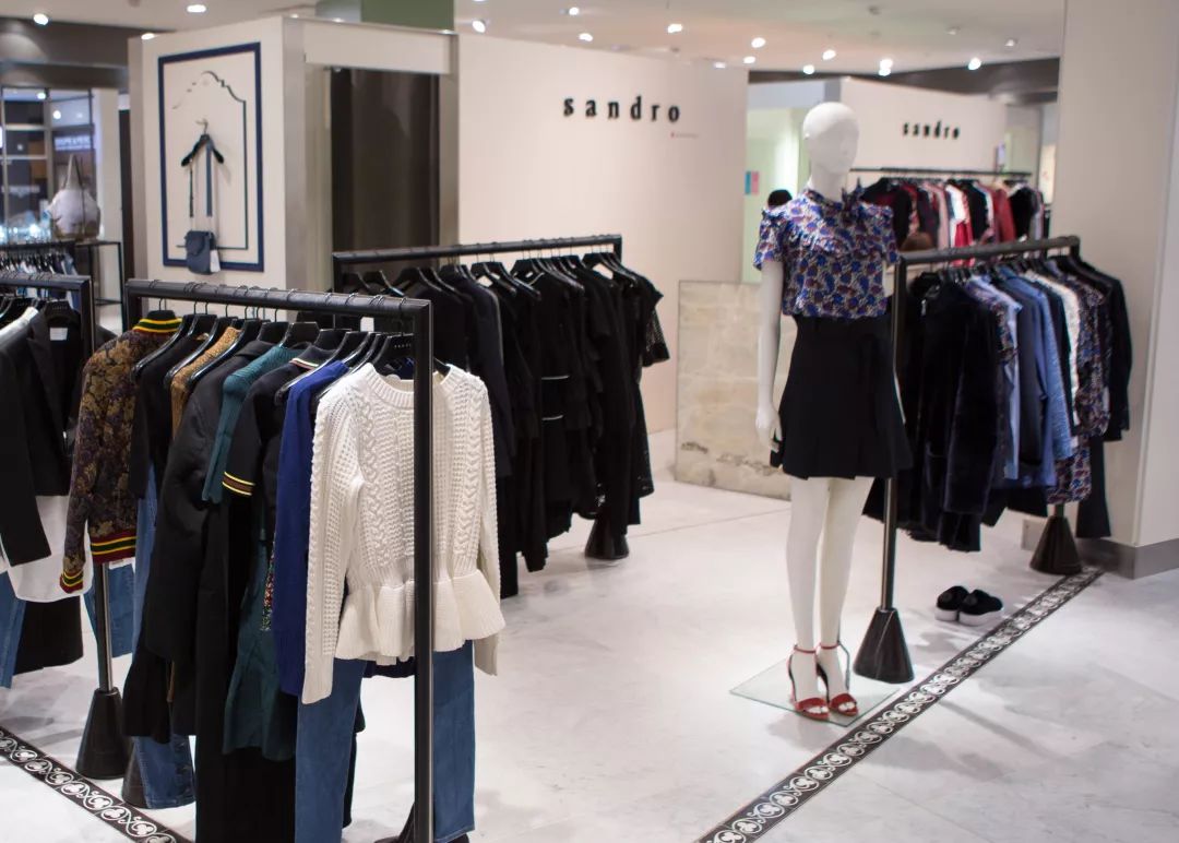 从痛失巴黎圣母院的遗憾中走出，带你看一看不同寻常的巴黎美景