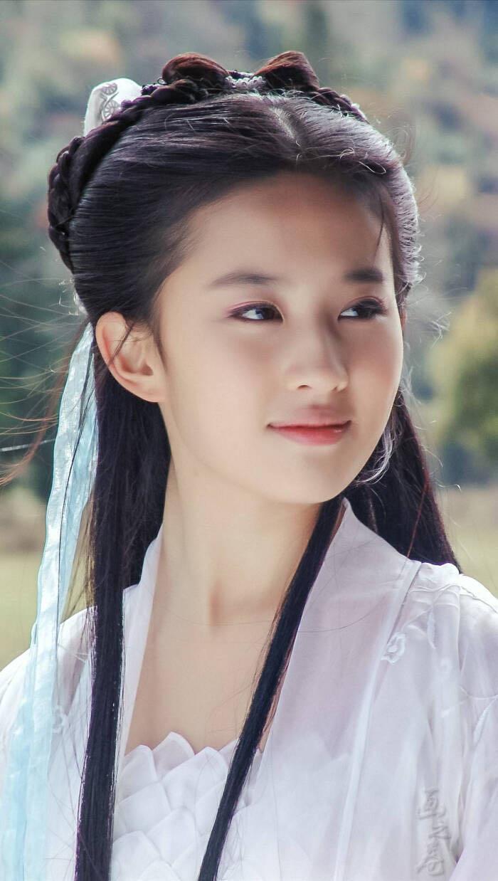 金庸笔下为什么让小龙女*身失**?原来有两个原因,匹配和还债