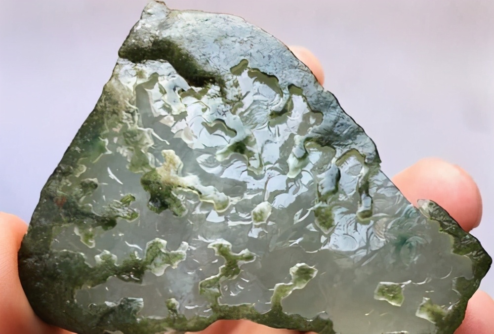 缅甸各个场口翡翠原石特征,缅甸各场口各出什么料子