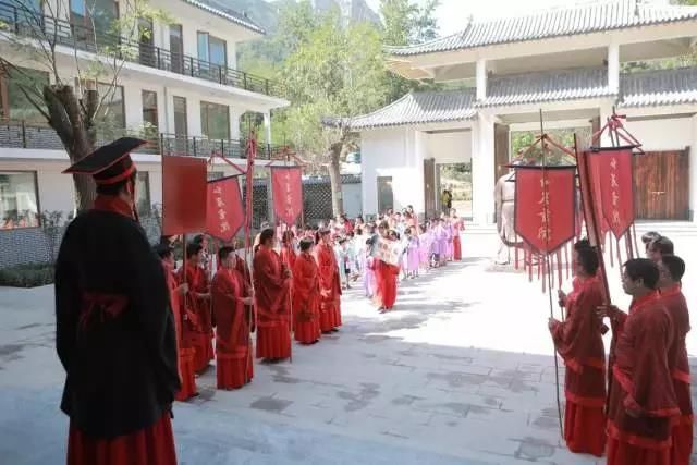 石家庄红崖谷到底值不值得去,石家庄红崖谷怎么样