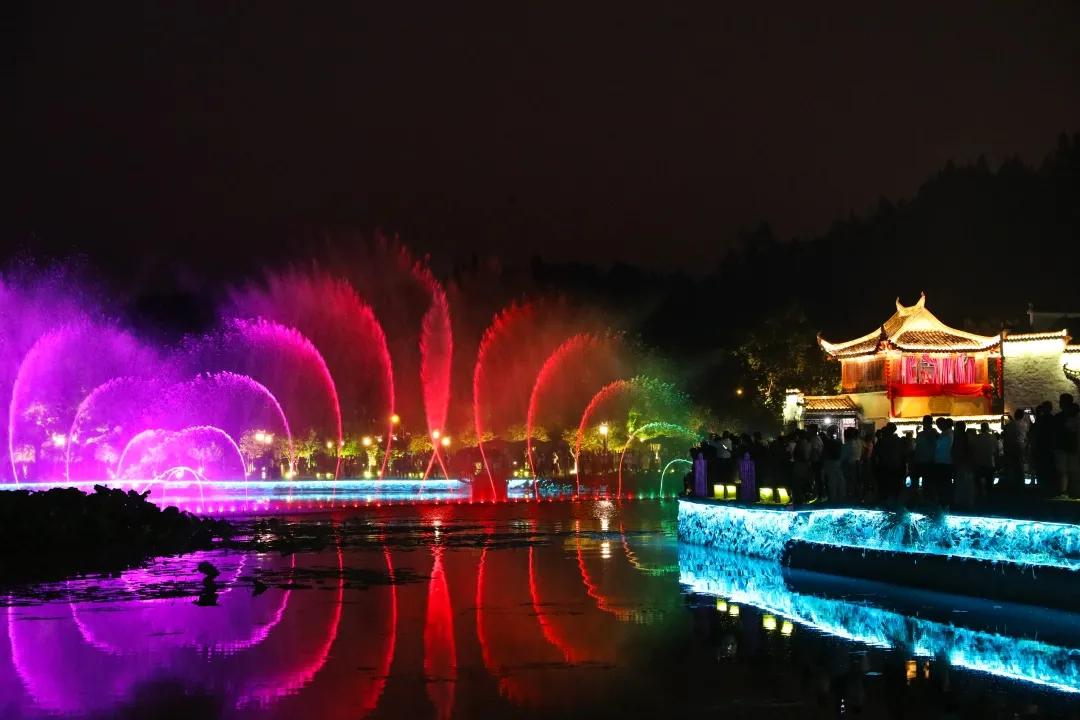 这个夏天一定要来一次浪漫的旅行,这个夏天一定要来一趟大连