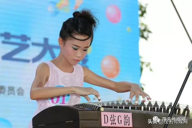 涓界櫥楗间笟浼樻儬鐩存挱,涓界櫥楗间笟鎶栭煶澶ц禌