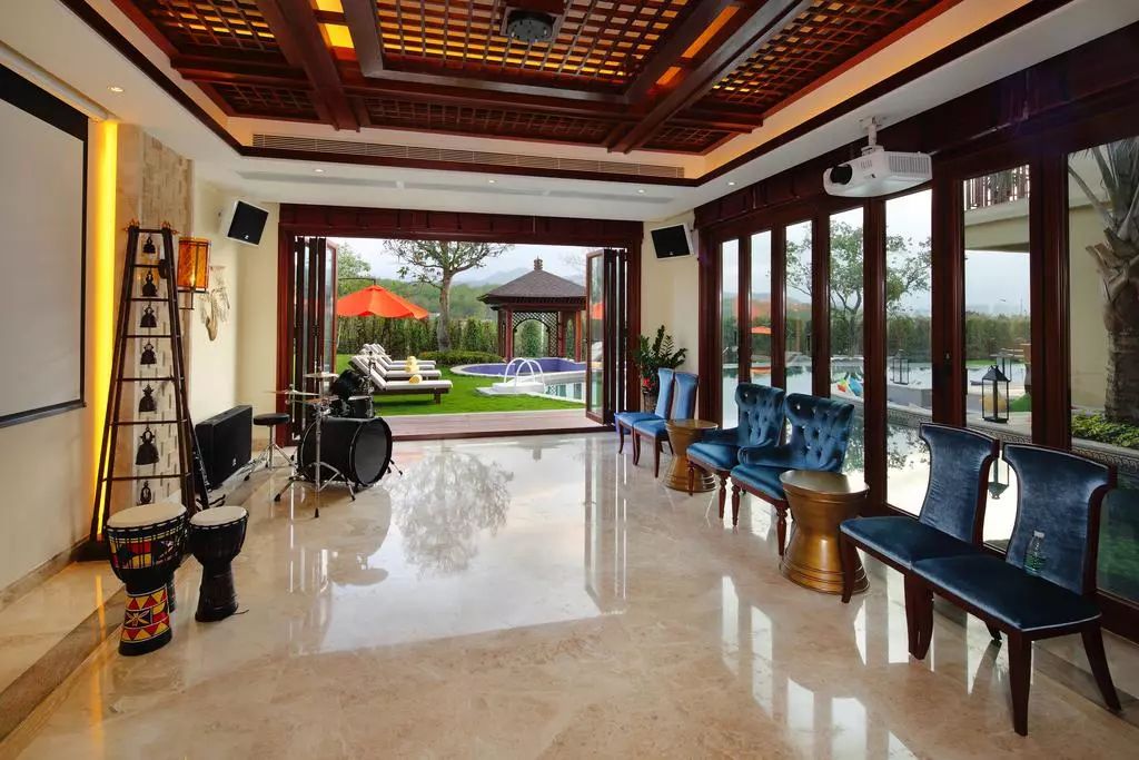 三亚豪华无边泳池别墅,三亚温泉度假