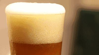 【科普】上厕所时尿液很黄、尿骚味重、有泡沫？这几种情况是大病来袭！你别知道得太晚