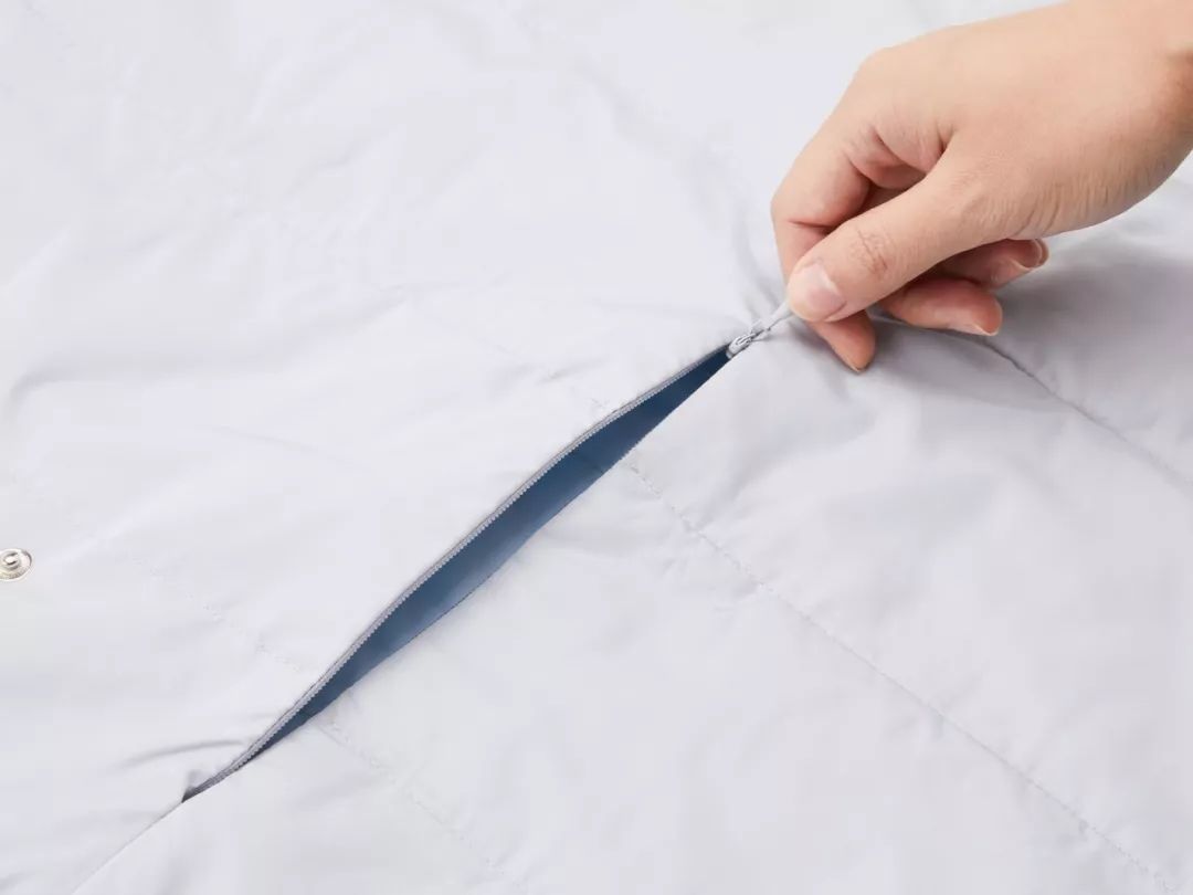 石墨烯多功能羽绒毯,新款多功能便携羽绒盖毯