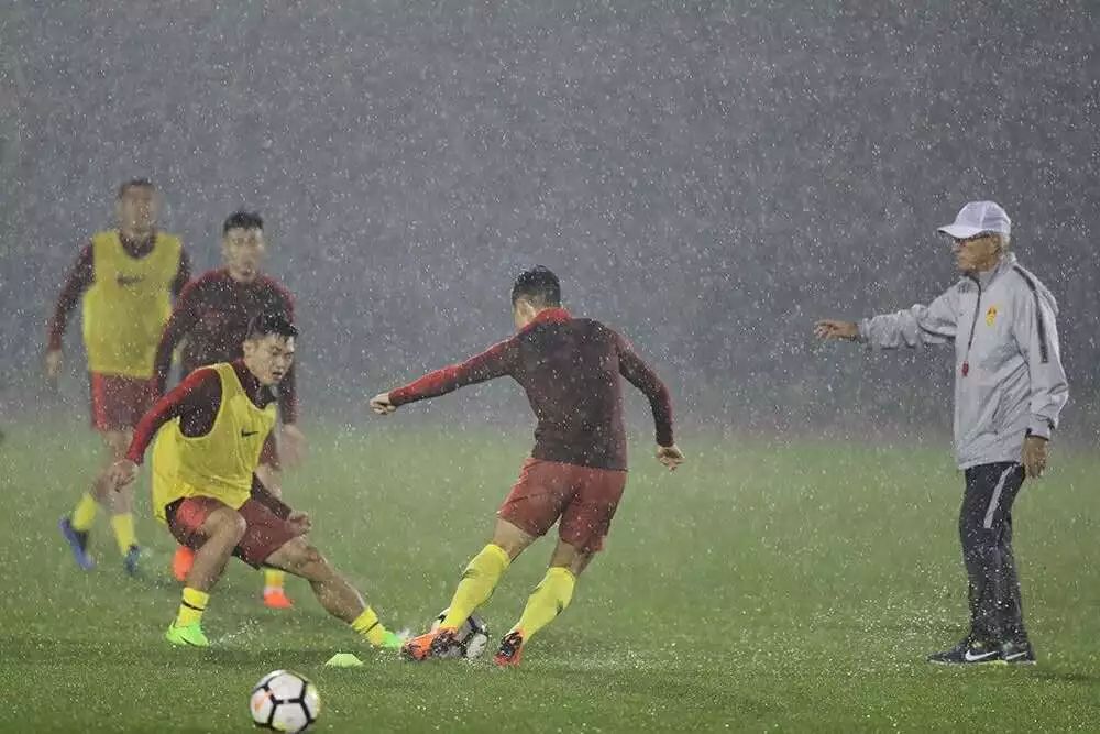 备战世界杯国足,国足备战11月世预赛