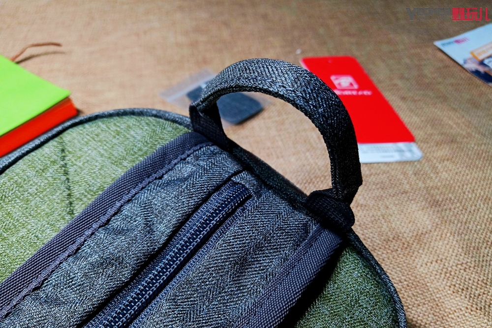 探路者登山单肩背包,探路者双肩包怎么背