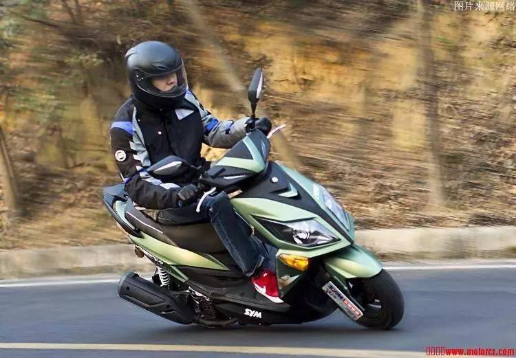 一万以下的踏板摩托车150cc,一万元入门级摩托车推荐