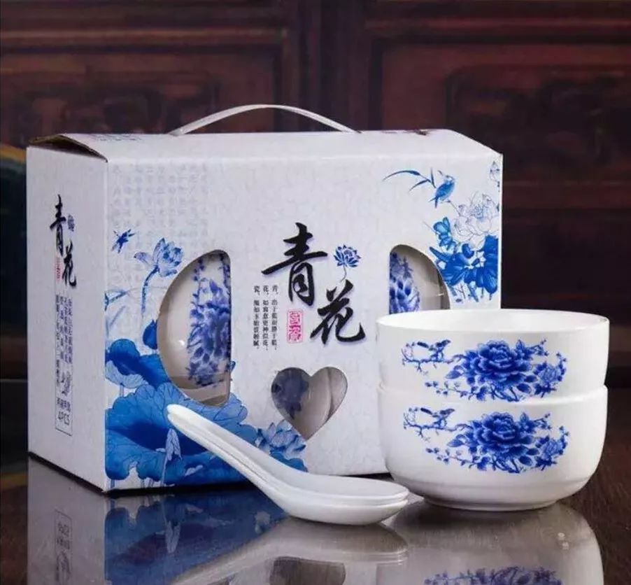 松江大型双面羊绒大衣厂家特卖会,10月24号盛大开业!