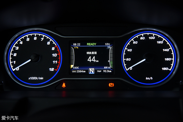 高性价比的实用之选爱卡评测力帆650EV