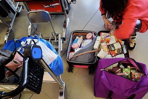 新电商法对代购的冲击,电商法草案解决了吗